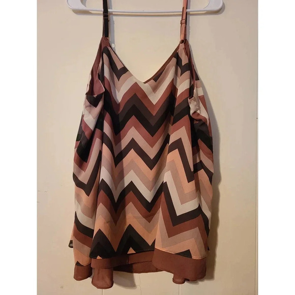 Torrid Sophie Chiffon Double Layer Swing Cami Tank Women 2 Chevron Striped (VA1) - Picture 5 of 5